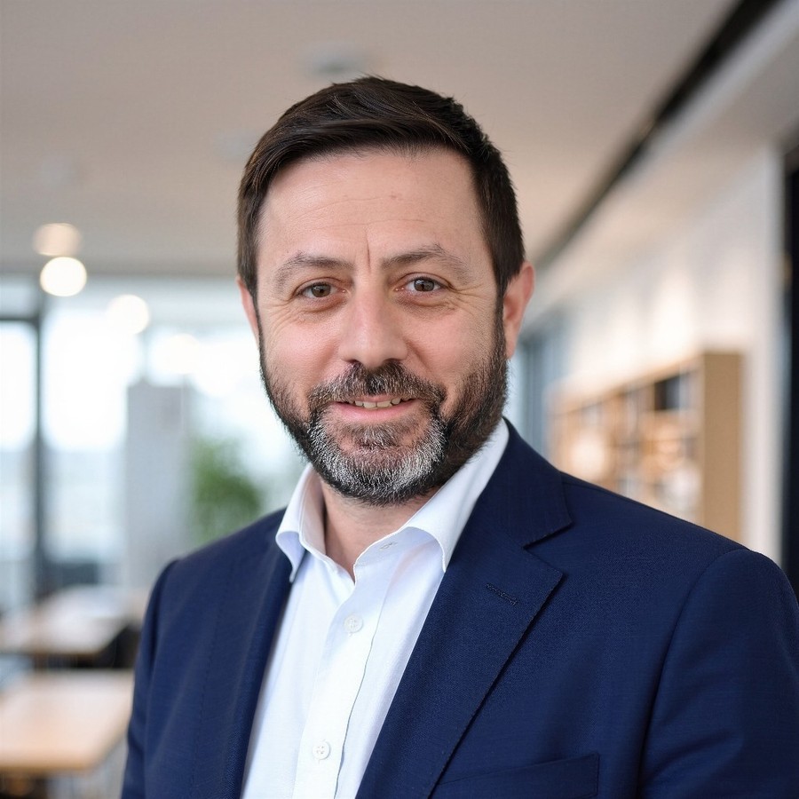 Giorgos Demetriou, Associate Dean of Research and Innovation at École des Ponts Business School